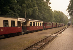 Nur das Farbkleid der Wagen ist einheitlich, soll aber nostalgischer werden.