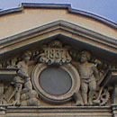 Jahreszahl 1837 am Verwaltungsgebäude