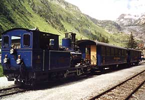 Lok 6 "Weißhorn" in Gletsch (2005)